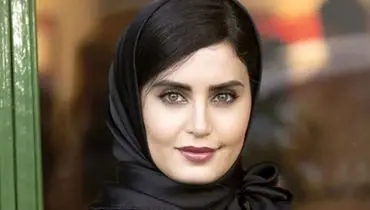 تیپ و چهرۀ «الناز شاکردوست» در مراسم جشن حافظ؛ سال 99