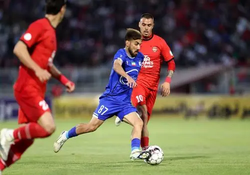 گزارش زنده: استقلال 1 - تراکتور 0