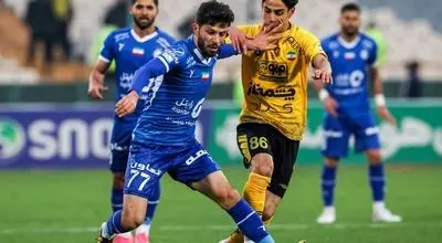  پرونده بازیکن استقلال در فرانسه و صربستان چه می‌کند؟ 