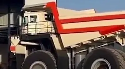 بزرگ‌ترین خودروی خودران ایران رونمایی شد؛ فناوری بومی در مسیر آینده حمل‌ونقل + فیلم