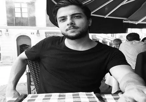 انقلاب دیجیتال روی صحنه؛ مهراد هیدن به همراهی خواننده هوش مصنوعی اجرا کرد