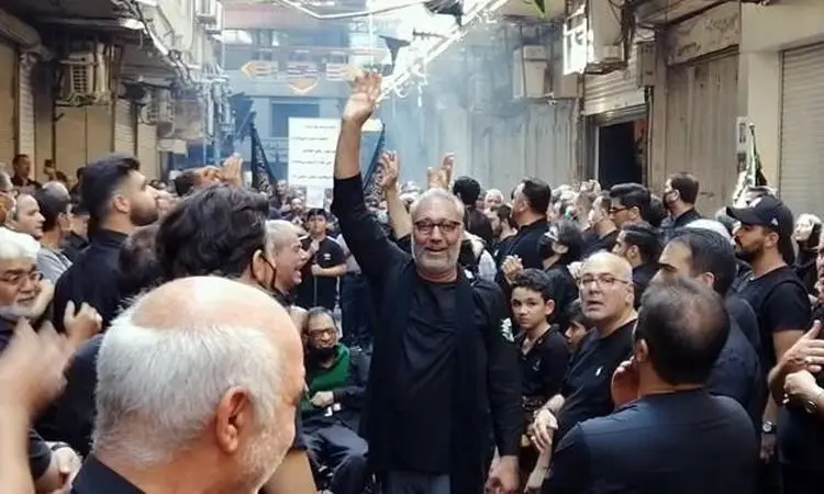 بازار، محرمی‌ترین نقطه تهران شد/ ویدئو عزاداری برای سالار شهیدان در بازار وایرال شد