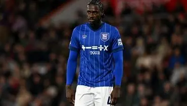 توانزبه: منچستریونایتد باعث مصدومیتم شد؛ شکایت رسمی در دادگاه لندن