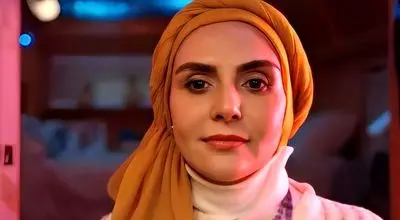 استایل هنری شیوا مکینیان، بازیگر نقش "شری" در پایتخت، سوژه عکاسان شد!