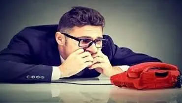 معرفی بهترین راهکارها برای مقابله با خجالت در مکالمات تلفنی
