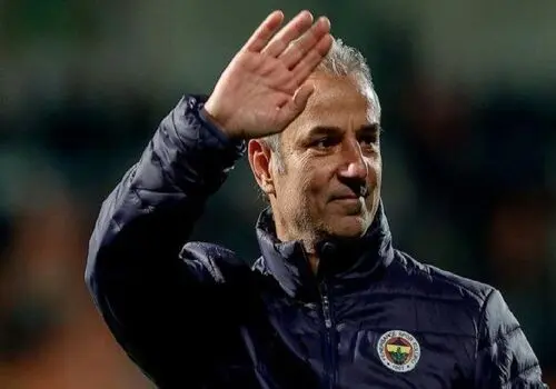 معارفه رسمی اسماعیل کارتال در پرسپولیس برگزار شد