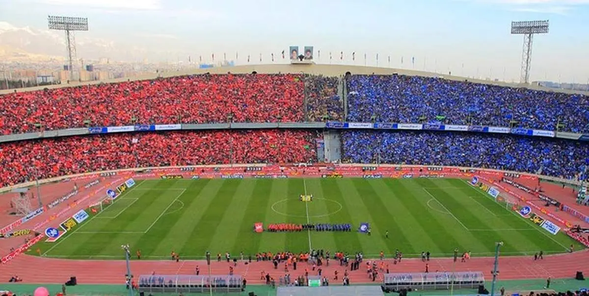 انتشار پوستر استقلال و پرسپولیس برای دربی ۱۰۳؛ طرح جنجالی پوستر سرخ ها در کنایه به آبی ها!