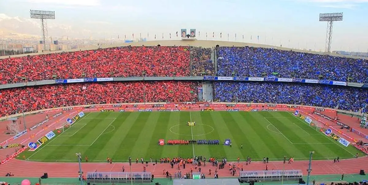 انتشار پوستر استقلال و پرسپولیس برای دربی ۱۰۳؛ طرح جنجالی پوستر سرخ ها در کنایه‌ به آبی ها!