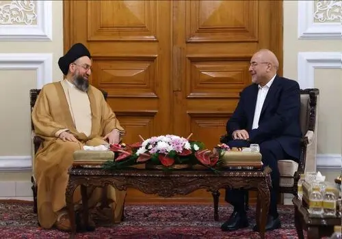 پیام رهبر انقلاب به سید عمار حکیم؛ قدردانی از مواضع شجاعانه و همدردی با ملت ایران
