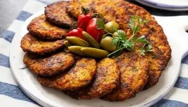 کوکوی مرغ و پیازچه؛ افطاری خوشمزه و بدون دردسر
