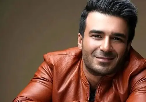 فیگور ورزشکاری یوسف تیموری در باشگاه | عکس