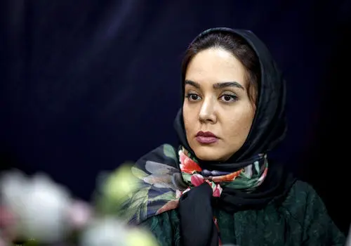 شیرین نون خ با بیتی از حافظ دلبری کرد