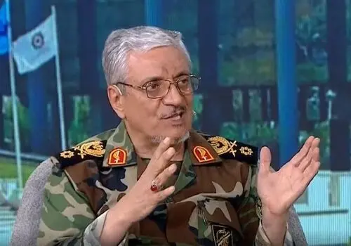 سرپرست وزارت دفاع ایران با وزیر دفاع ترکیه گفتگو کرد