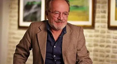 کارگردان مشهور به خاطر ساخت این سریال عذرخواهی کرد/ویدیو 