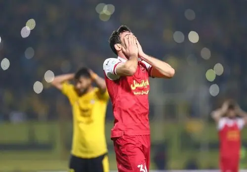 ستاره محبوب‌ پرسپولیسی‌ها در یک‌قدمی سپاهان

