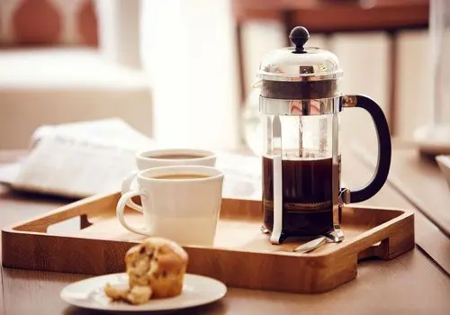 آیا نوشیدن قهوه ناشتا برای معده مضر است؟