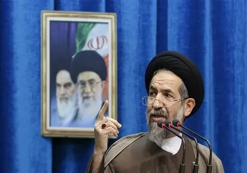 امام جمعه تهران:حال دشمن حال احتضار است