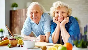 چگونه با تغذیه مناسب، بعد از ۵۰ سالگی سالم بمانیم؟