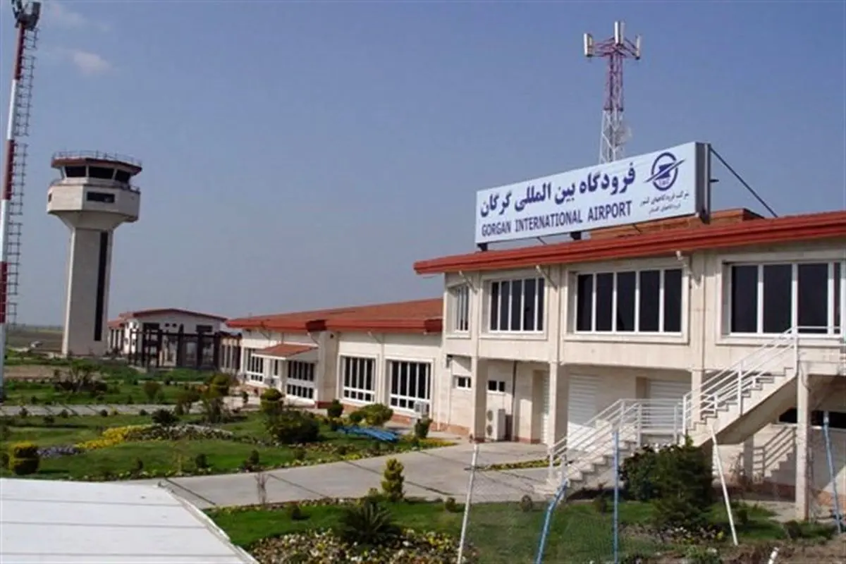 دود سیاه در آسمان گرگان؛ مسئولان فرودگاه علت را آتشسوزی کنترل شده اعلام کردند