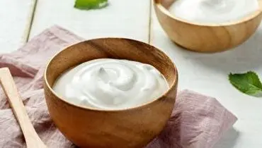 طرز تهیه سه سوته ماست خانگی بدون نشاسته+ فیلم