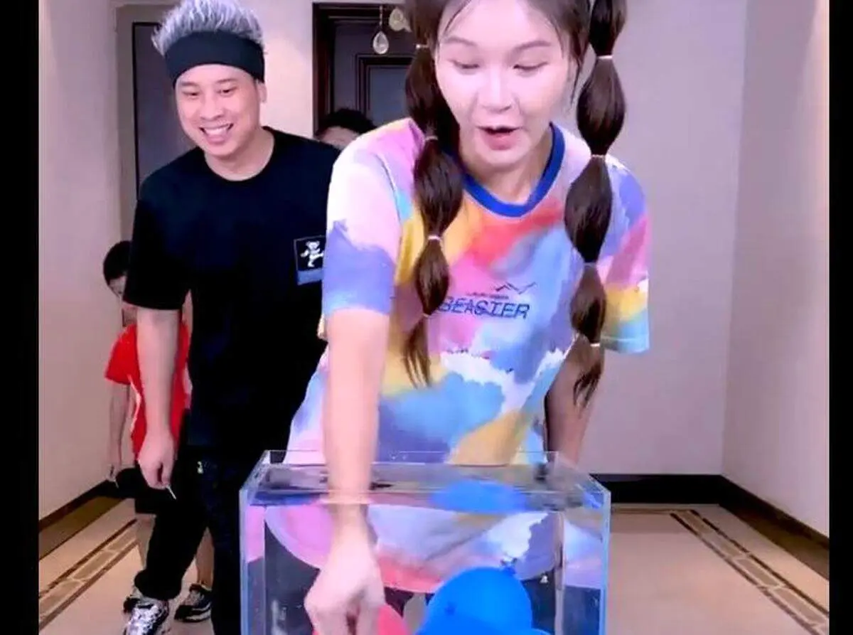 یک بازی بی دردسر و فوق العاده سرگرم کننده در منزل+ فیلم