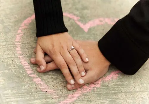سن ازدواج  طی سه ماه افزایشی شد + عکس