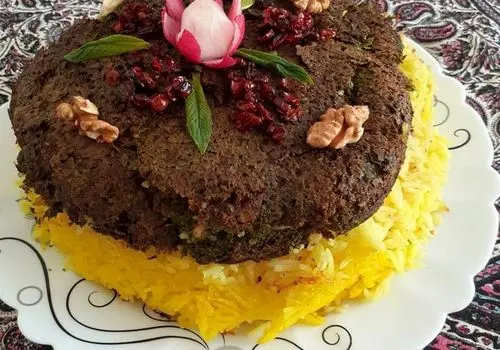 ته‌چین غوره بادمجان؛ خوشمزه‌ترین پلو مخلوط تابستانی