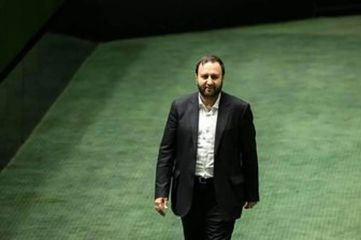 پیرهادی: هر سندی دارید در رسانه‌ها منتشر کنید