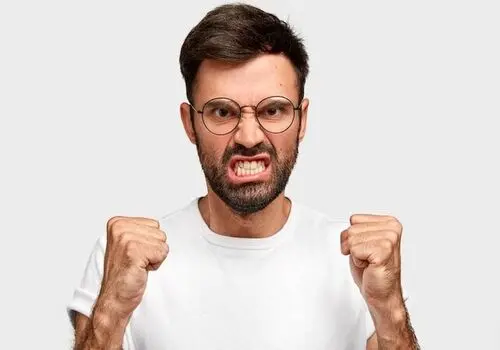 چگونه با مواد اولیه ساده غذاهای خوشمزه بپزیم؟