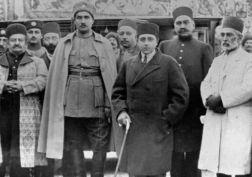 چهره سوگلی محبوب احمد شاه قاجار را ببینید
