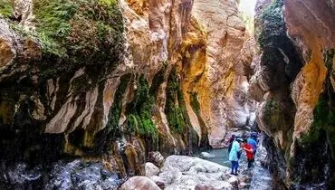 تنها آبشار نمکی ایران+تصاویر و جزییات