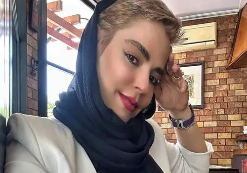 سلفی جذاب سپیده خداوردی و پسرش در یک کافه شیک+ عکس