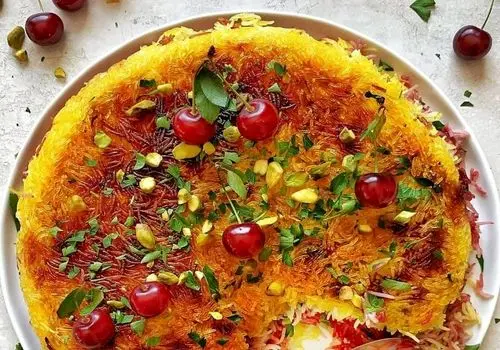 آموزش تهیه لوبیا پلو با ته‌چین زعفرانی؛ ترکیب طعم و عطر پاییزی
