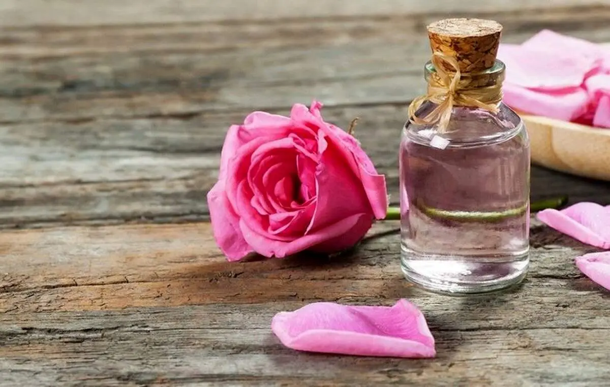 این خواص اعجاب انگیز گلاب را دست کم نگیرید