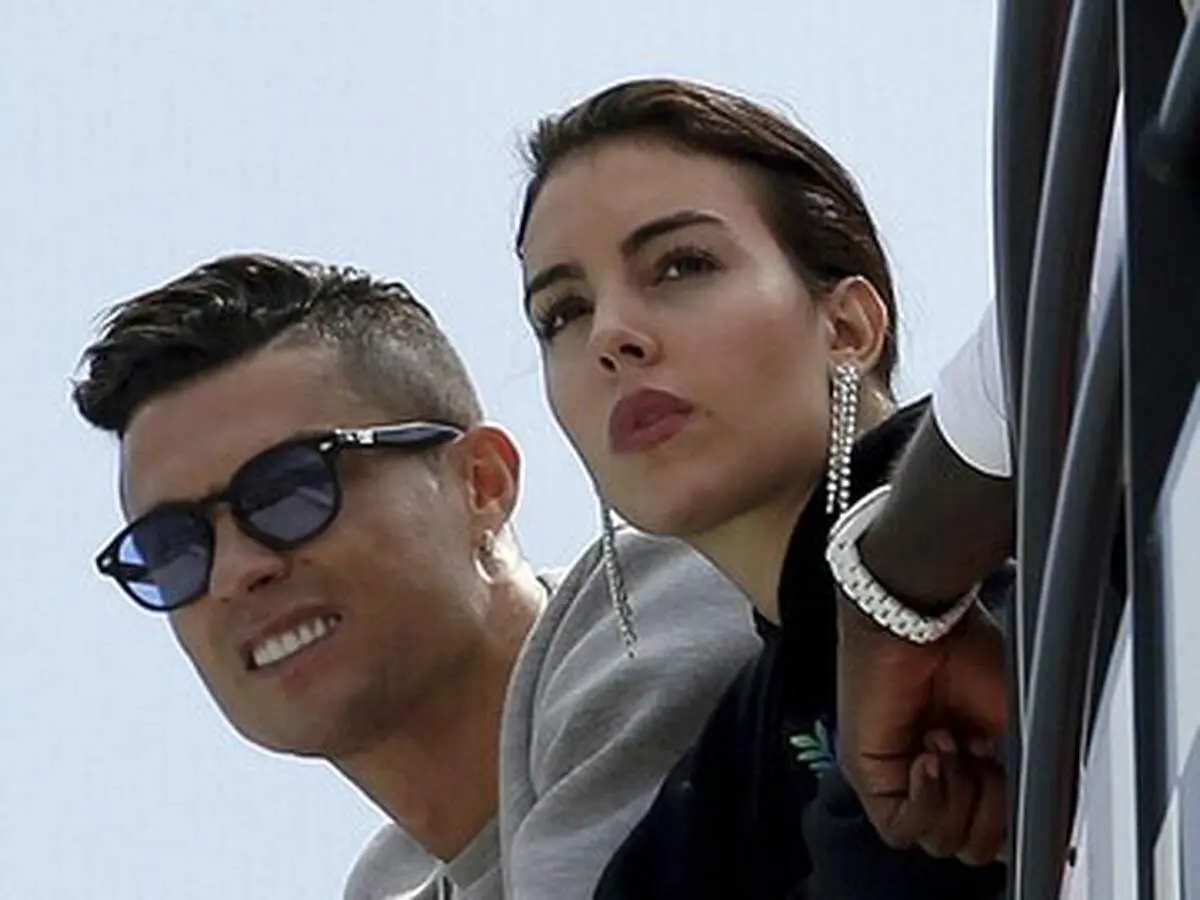 بندهای قرارداد عجیب بین جورجینا و رونالدو لو رفت!