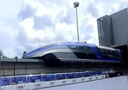 رونمایی چین از سریع‌ترین قطار دنیا

