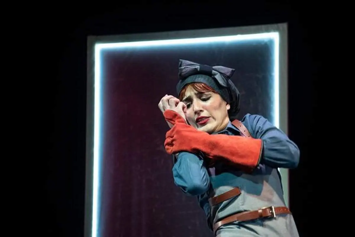 جنایت هولناک دو خواهر روی صحنه تئاتر 