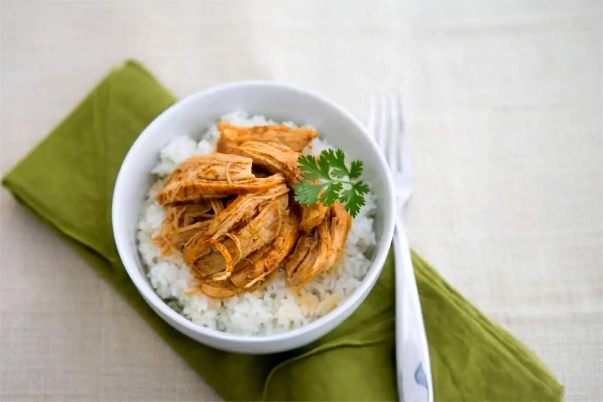 طرز تهیه مرغ مجلسی آبدار