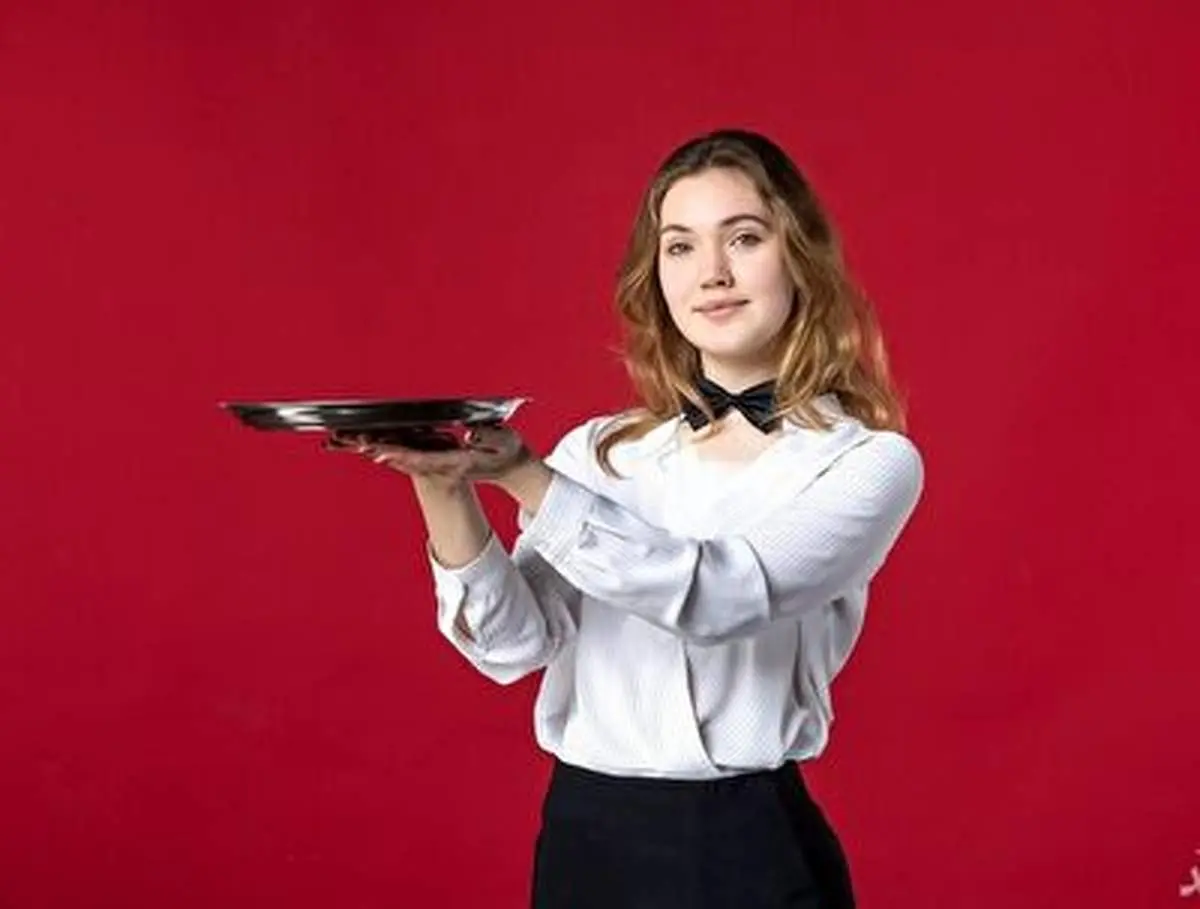 معیار سایز اندام برای استخدام زنان در رستورانهای آمریکایی!+ فیلم