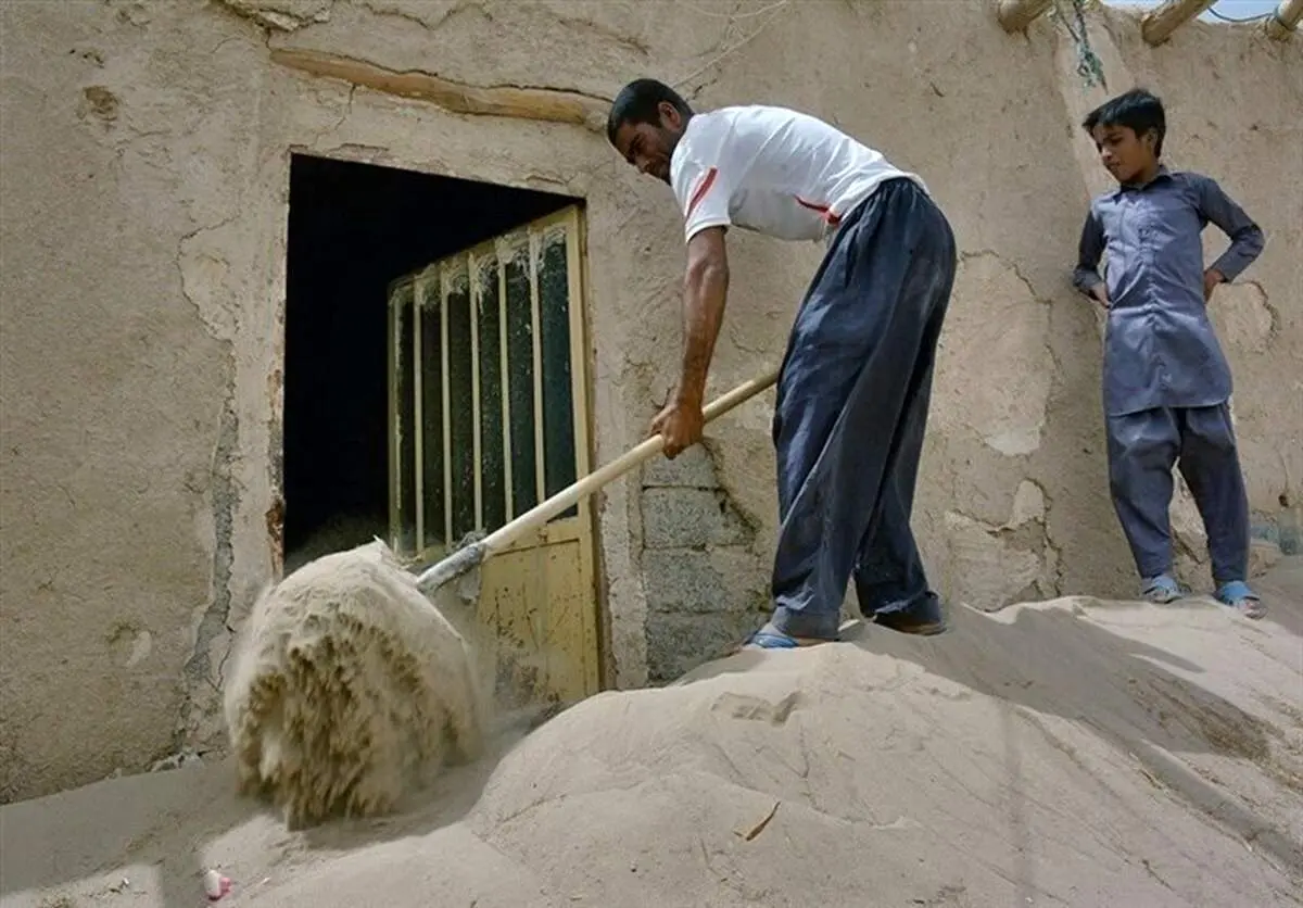 طوفان ۱۰۱ کیلومتری سیستان را درنوردید