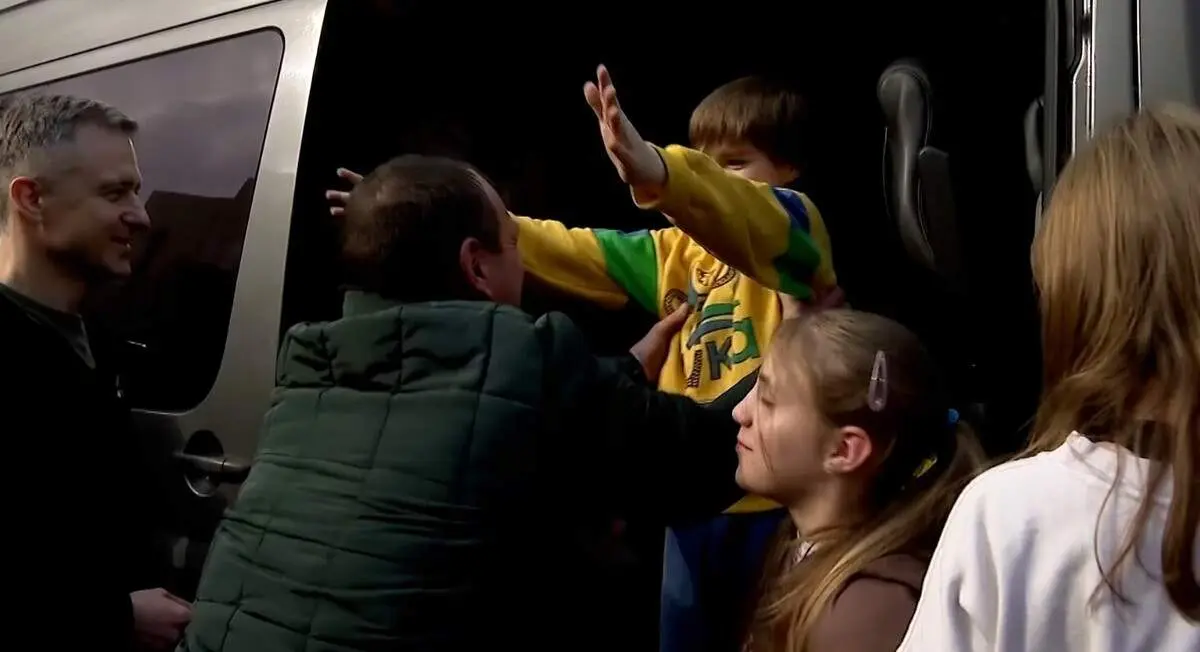 کودکان ربوده شده اوکراینی در اسارت روسیه+عکس