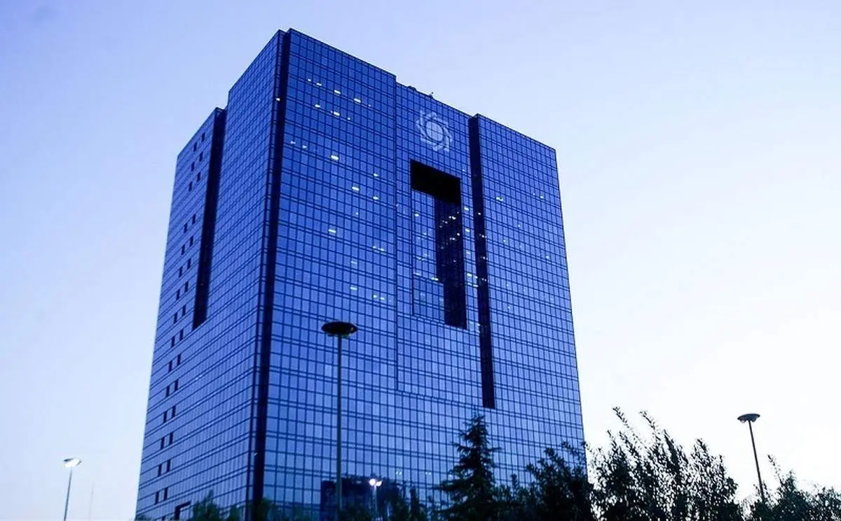 حداکثر سن مدیران عامل بانک‌ها چقدر است؟