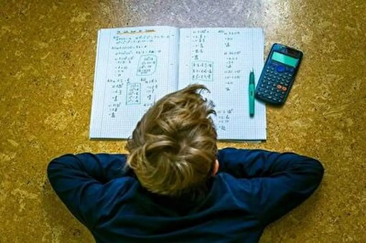 فیلمی عجیب از نحوه محاسبات ریاضی در مدارس ایران
