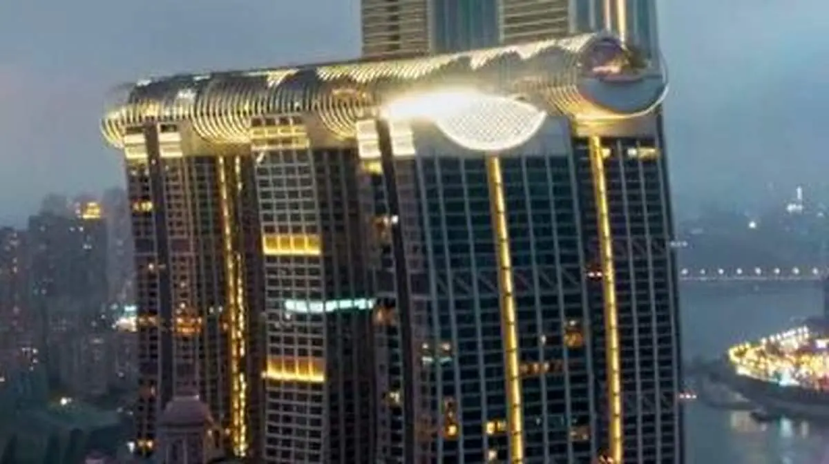 ساخت یک آسمان خراش افقی در چین+ فیلم