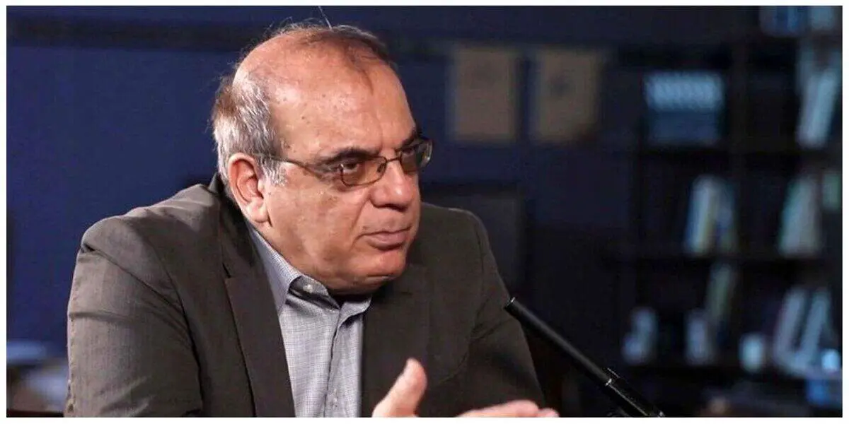 کنایه عباس عبدی به تصویر یادگاری باهنر و ورزشکاران بدنساز+ عکس