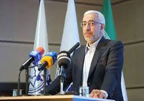 مجید عشقی استعفا کرد