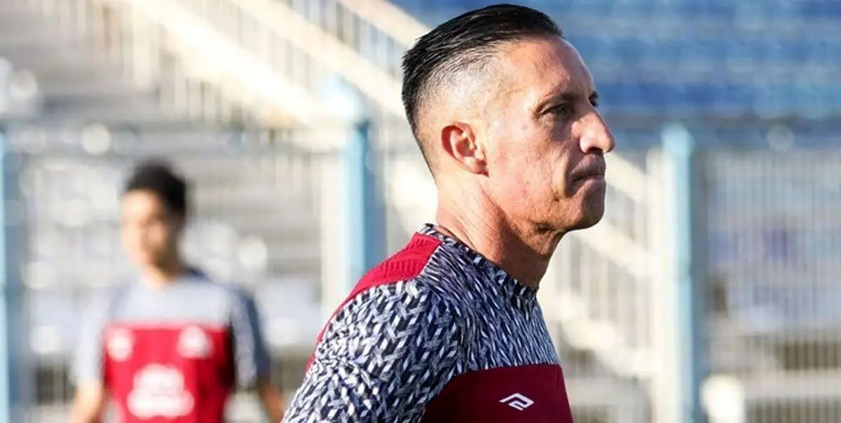 پیوستن مربی سابق منچستریونایتد به تراکتور