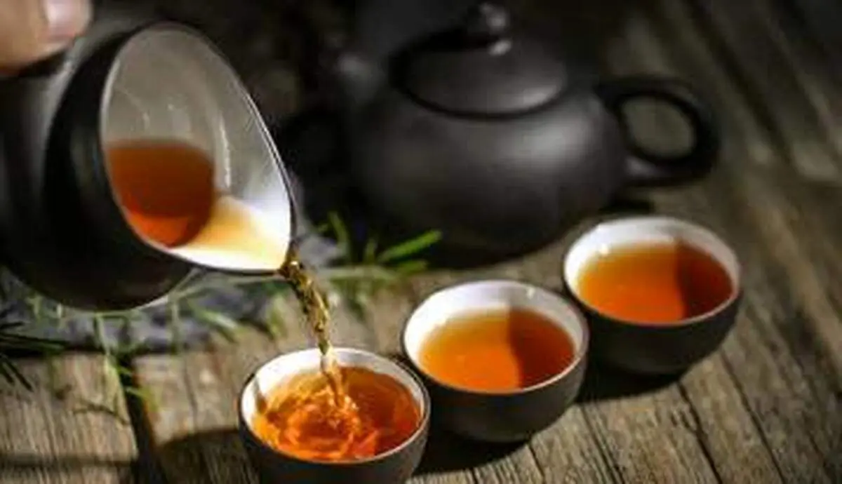 چای فشار خون را بالا میبرد یا پایین؟