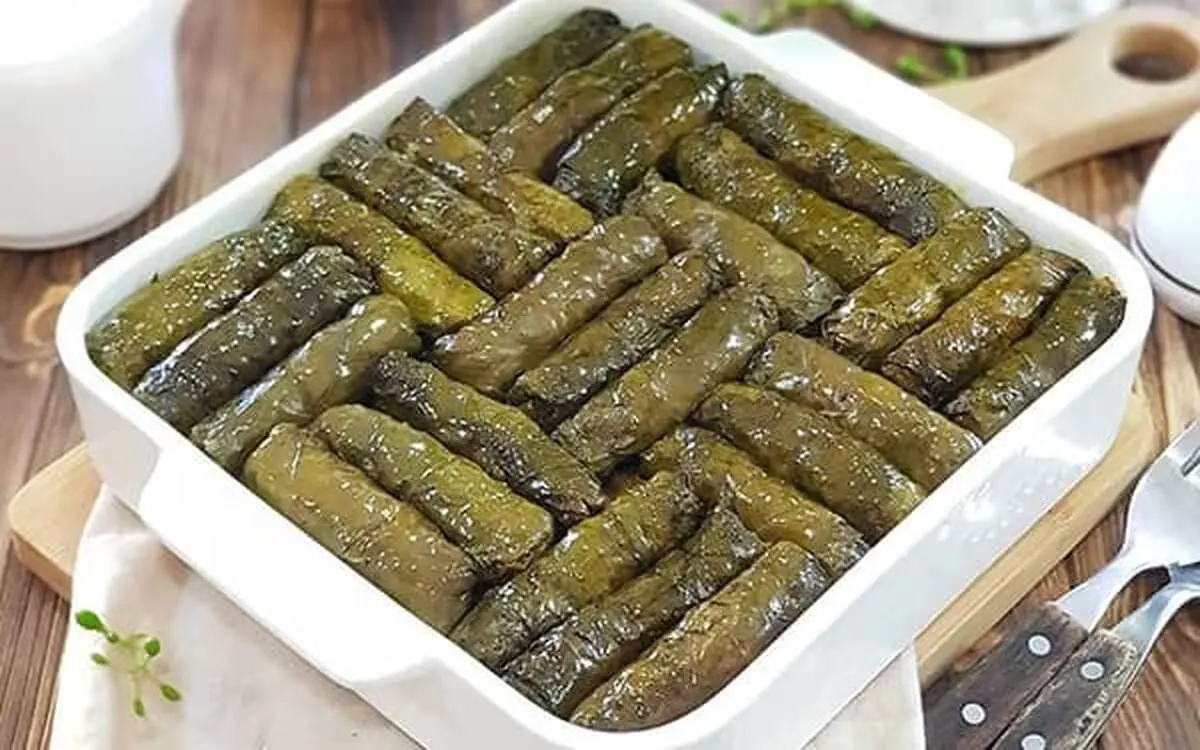 بهترین ادویه برای دلمه برگ مو