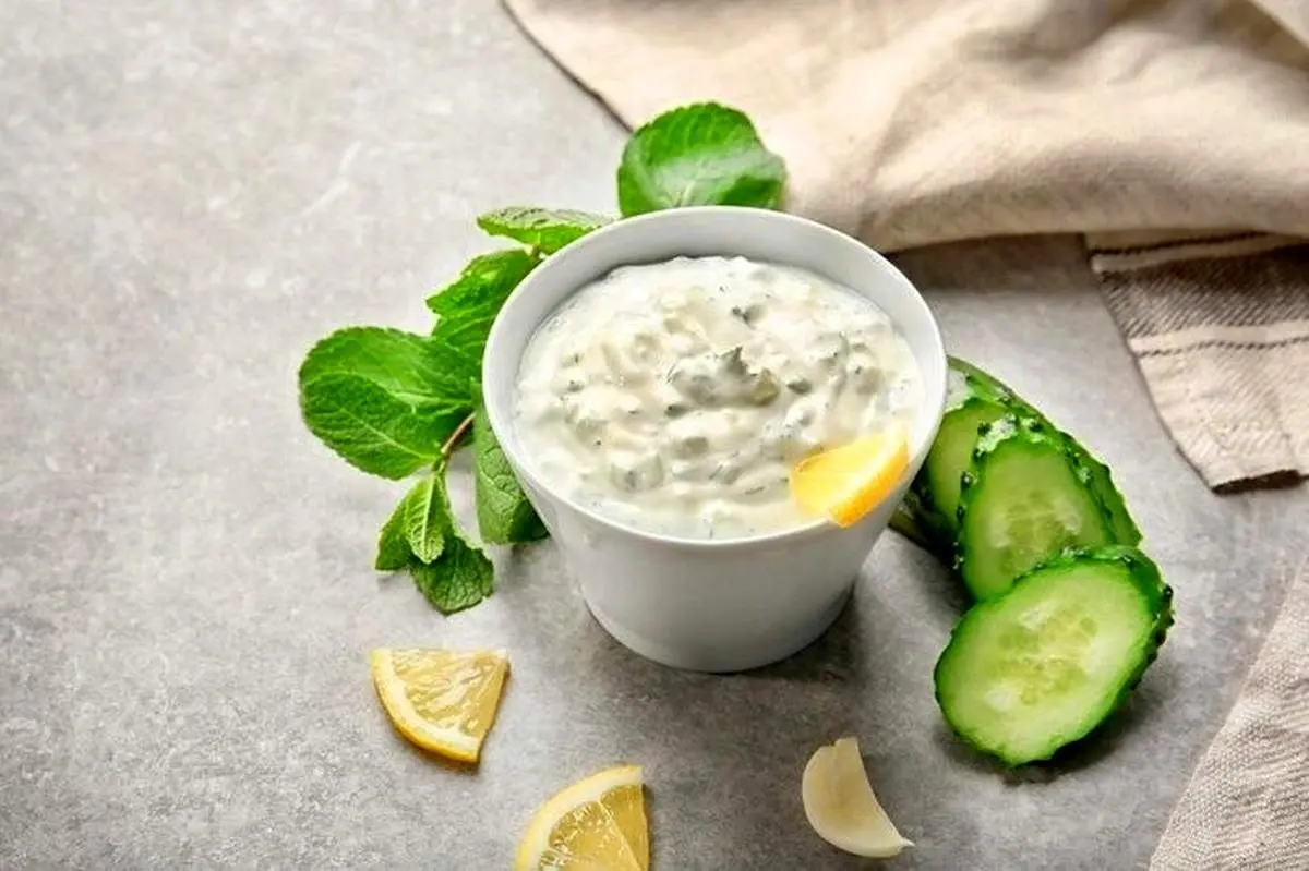 طرز تهیه چاشته ماست و خیار
